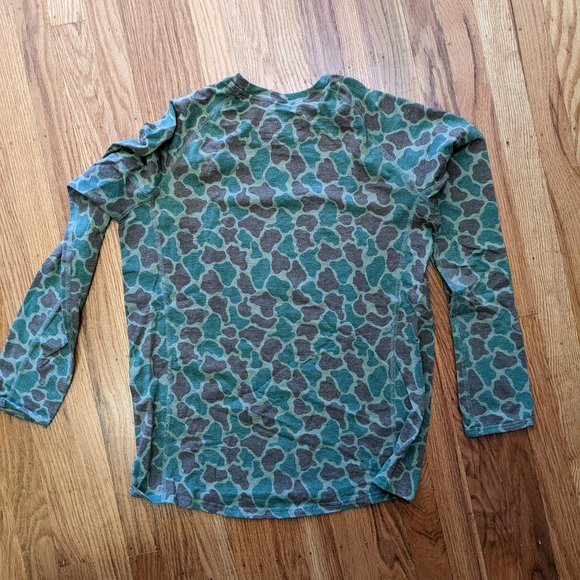 Undefeated Running Shirt - Picture 2 of 2